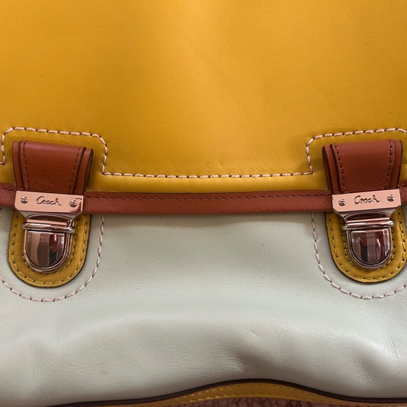 COACH Cross Body Purse + Matching Wallet - Picture 2 of 9